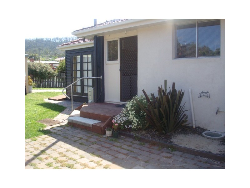 1 Tollowie Street, Howrah TAS 7018