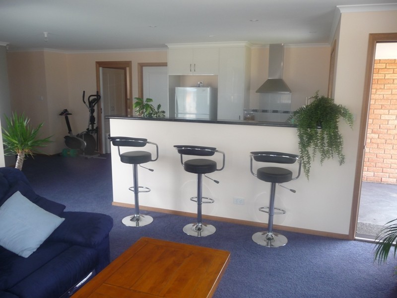3  Parsonage place, Rokeby TAS 7019