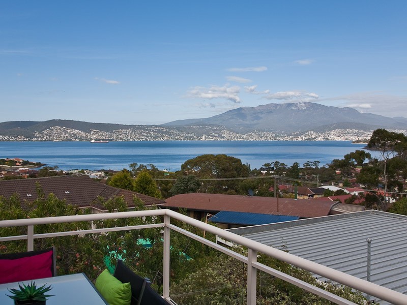 5 Mookara Street, Howrah TAS 7018