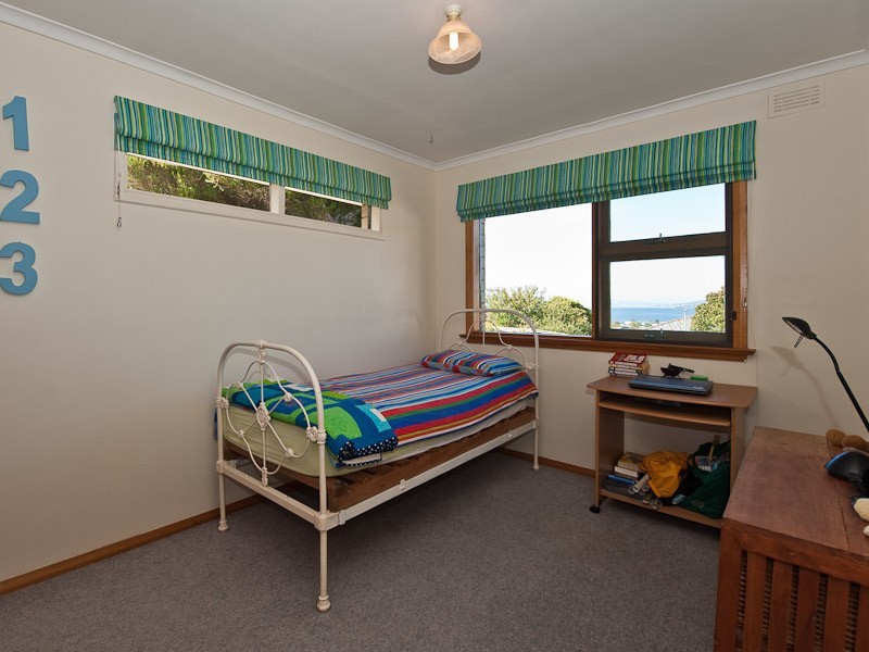 5 Mookara Street, Howrah TAS 7018