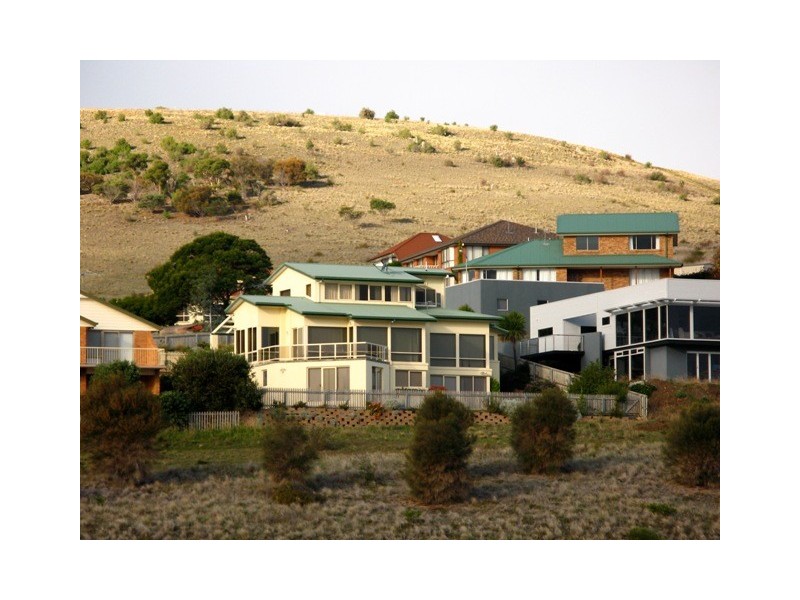 10 Vaughan Court, Tranmere TAS 7018