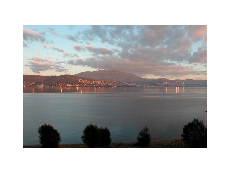 10 Vaughan Court, Tranmere TAS 7018