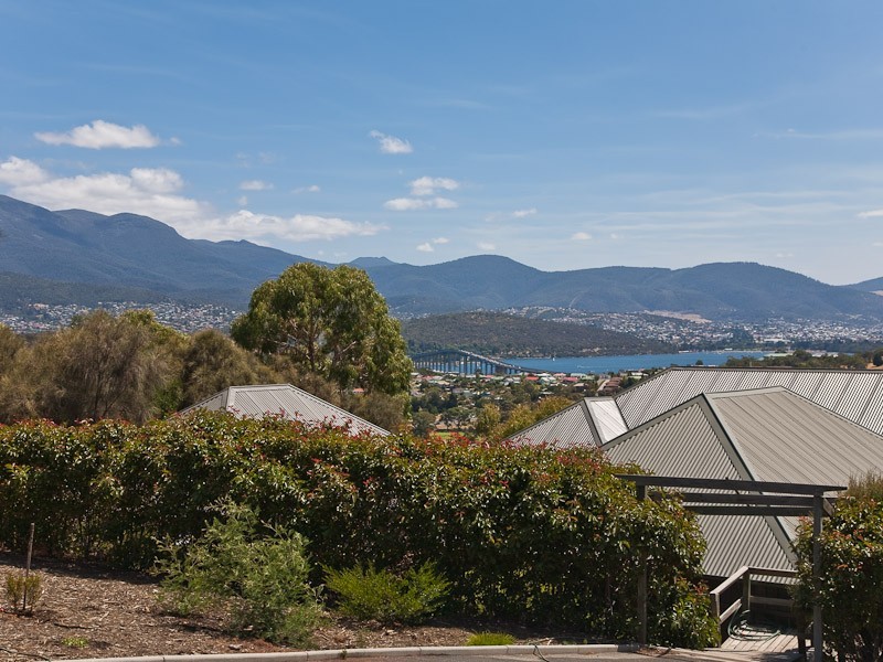 6 Vadura Place, Bellerive TAS 7018
