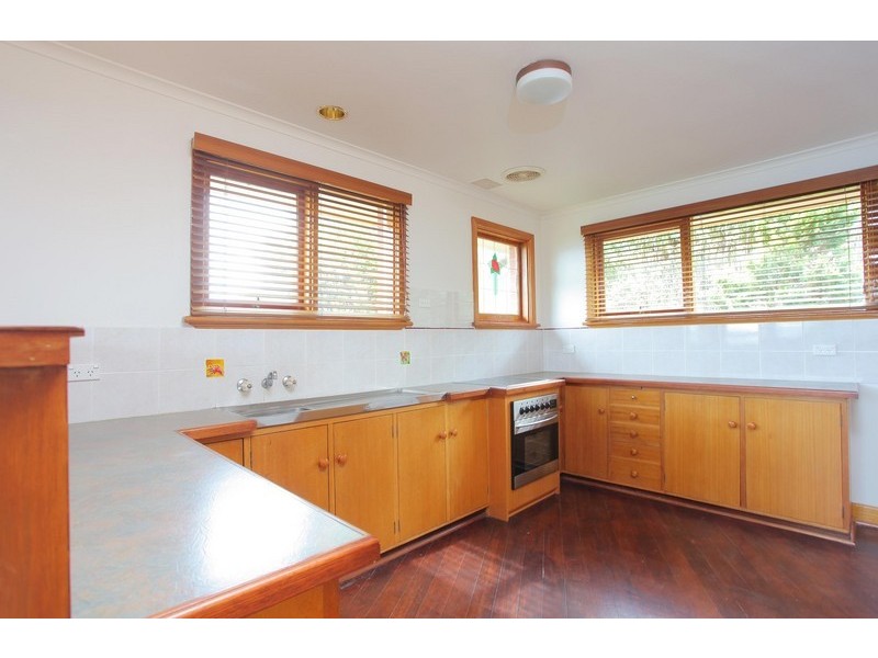 9  Tunah Street, Howrah TAS 7018