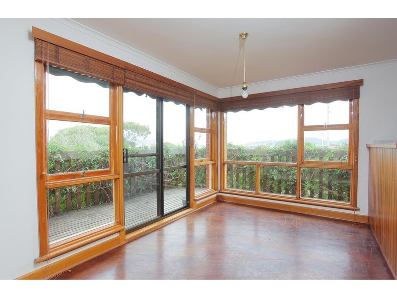 9  Tunah Street, Howrah TAS 7018