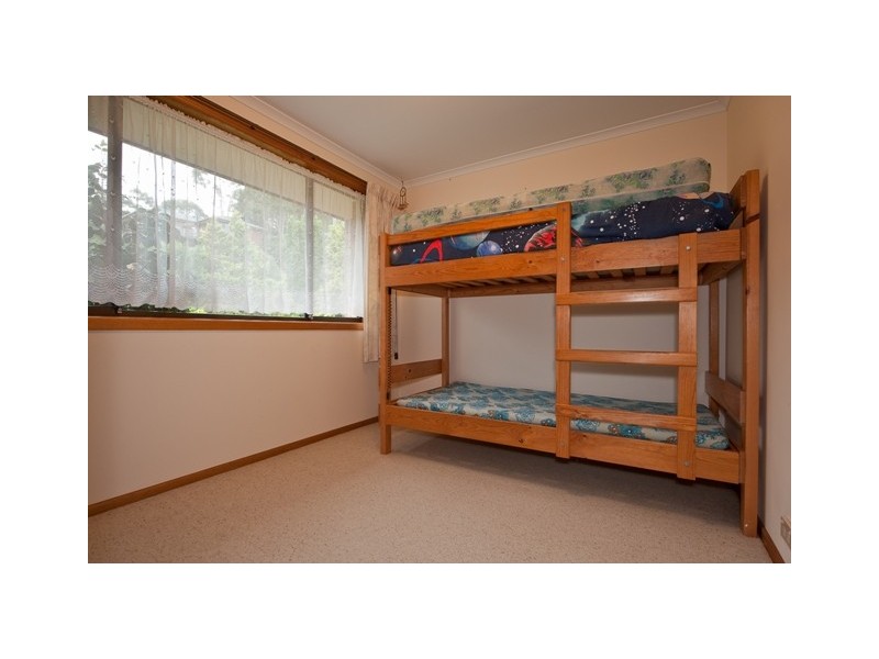 78 Begonia Street, Lindisfarne TAS 7015