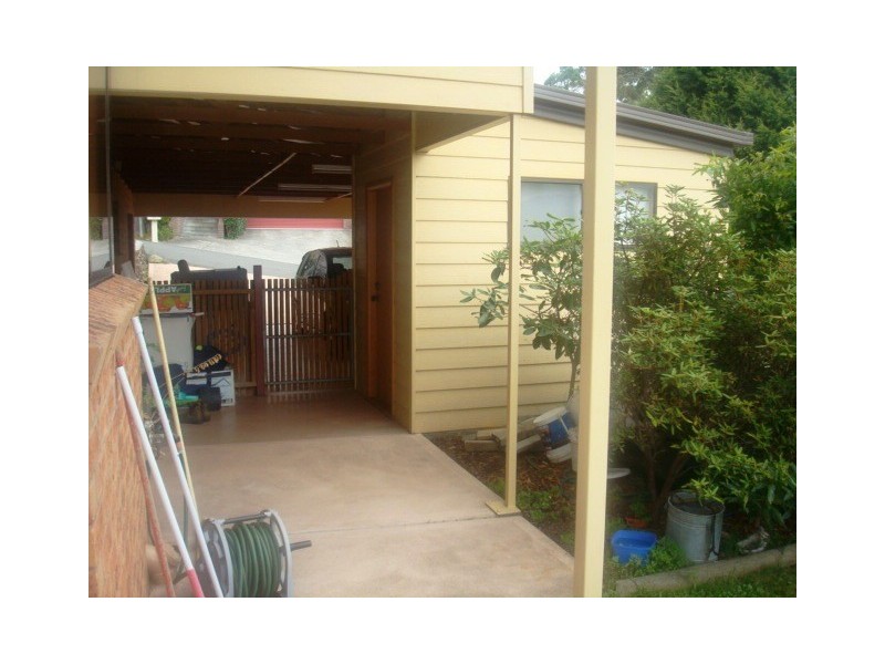 78 Begonia Street, Lindisfarne TAS 7015