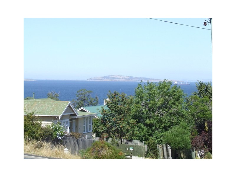 34 Beach Street, Bellerive TAS 7018