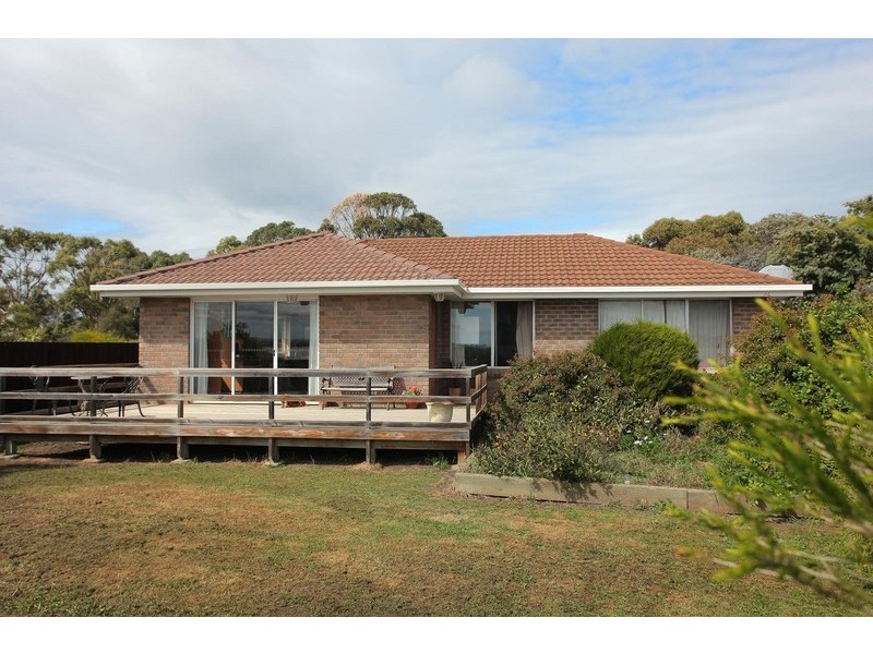 52 Bicheno Street, Clifton Beach TAS 7020