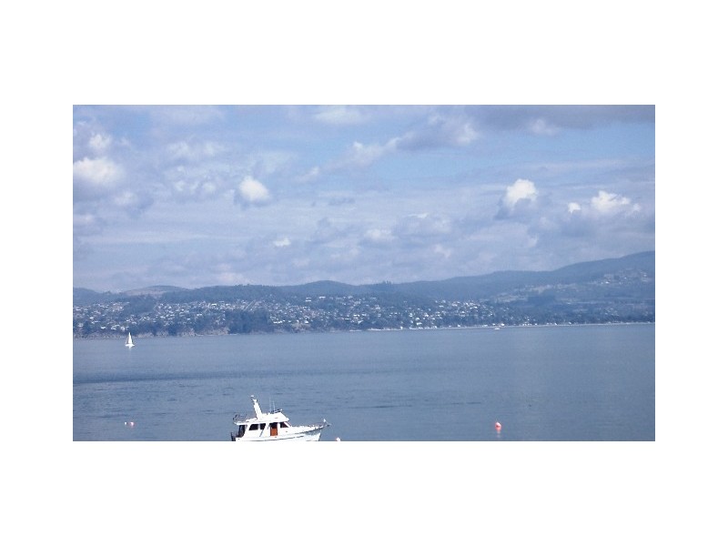 27 Spitfarm Road, Opossum Bay TAS 7023