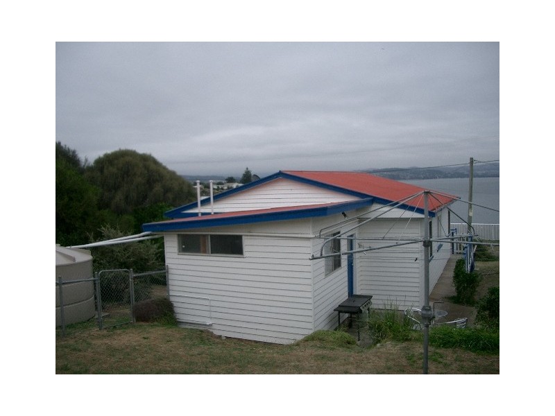 27 Spitfarm Road, Opossum Bay TAS 7023