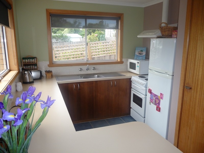 2-265 Cambridge Road, Warrane TAS 7018