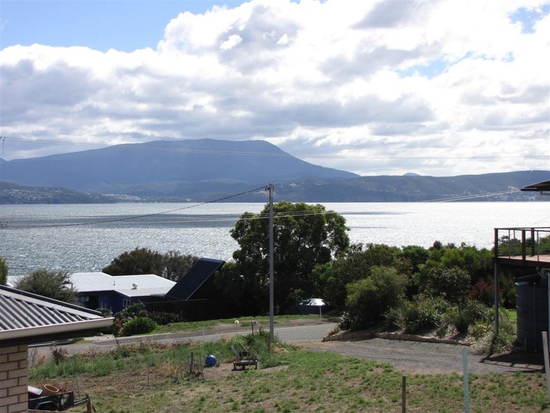 1 Cadence Court, South Arm TAS 7022