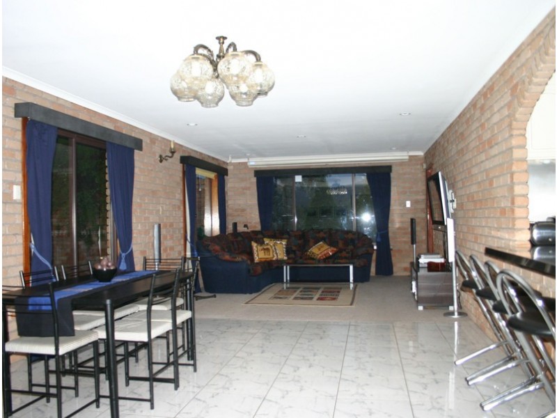 4 Sylvan Court, Lindisfarne TAS 7015