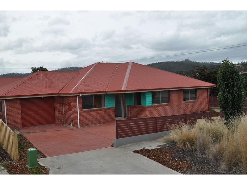 2 Glebe Hill Road, Howrah TAS 7018