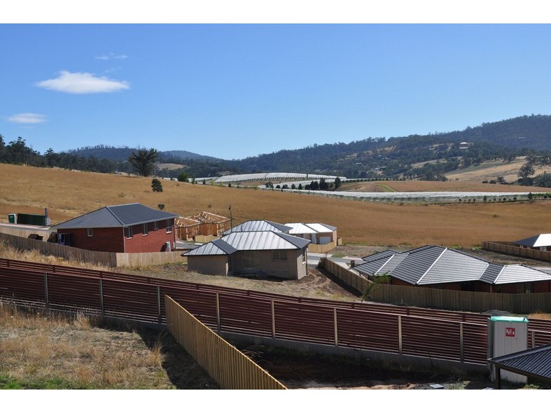 1/6 Chaplains Close, Howrah TAS 7018