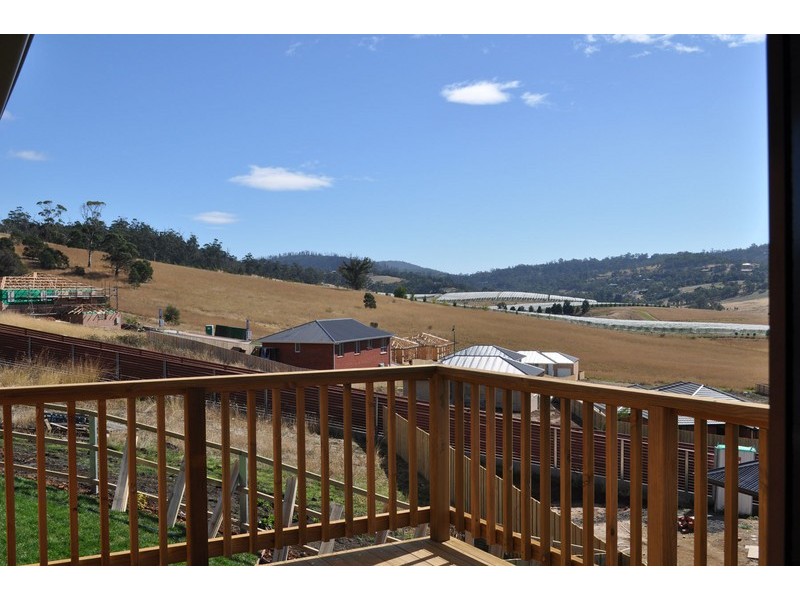 1/6 Chaplains Close, Howrah TAS 7018