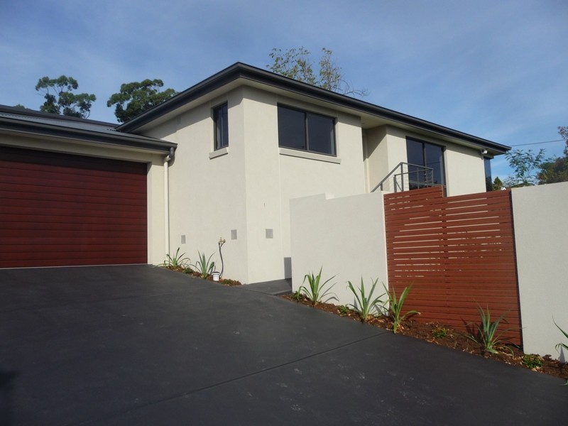 16 Derwent Avenue, Geilston Bay TAS 7015