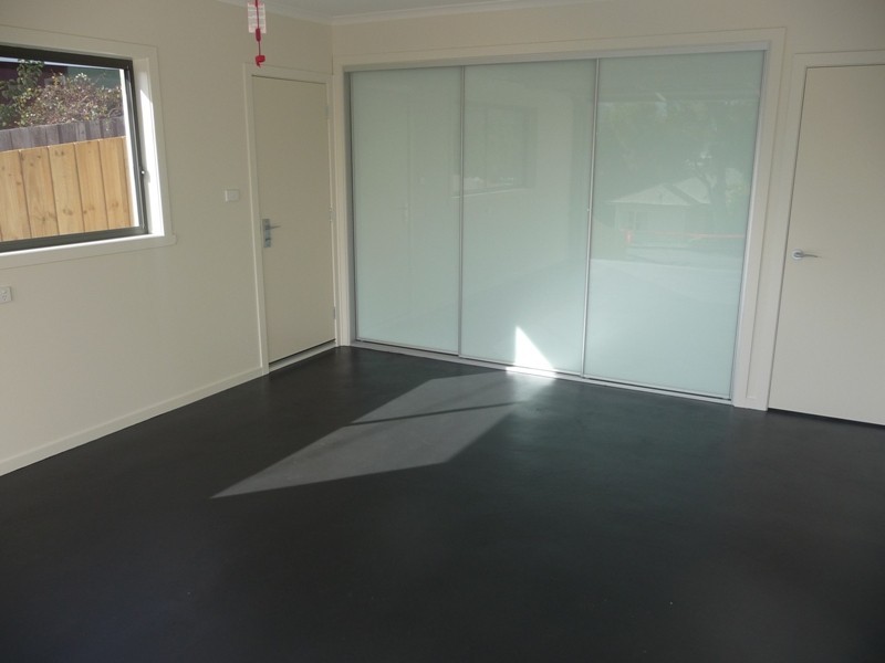 16 Derwent Avenue, Geilston Bay TAS 7015
