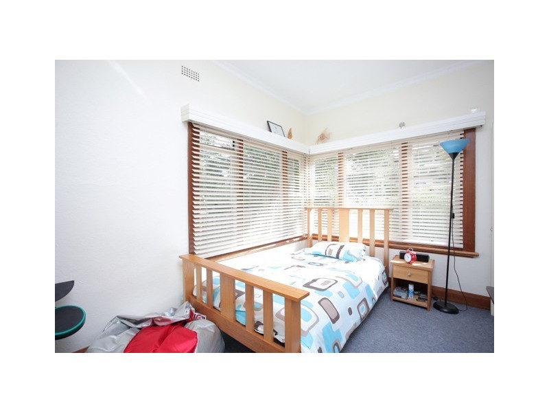 128 Gordons Hill Road, Lindisfarne TAS 7015