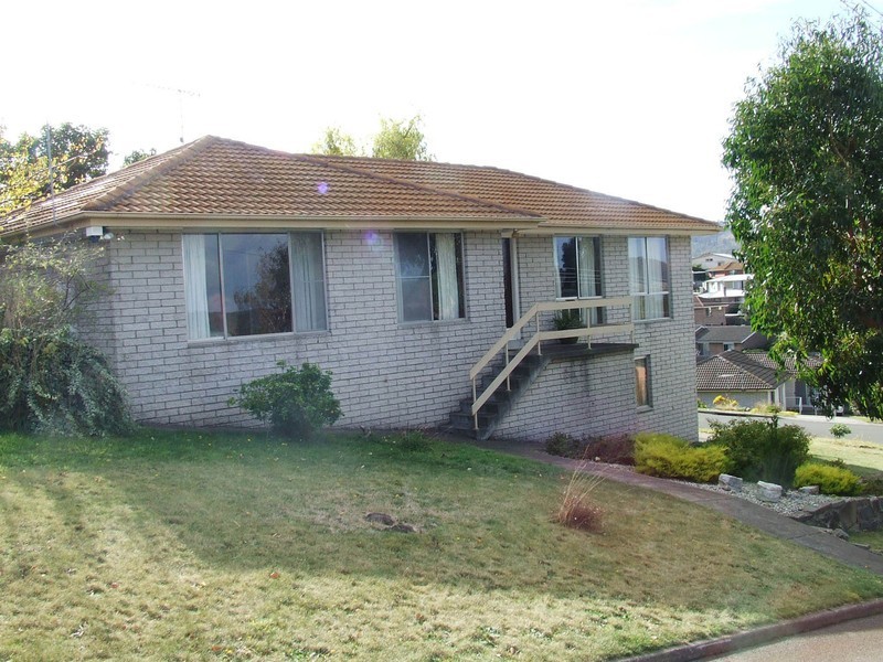 8 Vicary Place, Rokeby TAS 7019