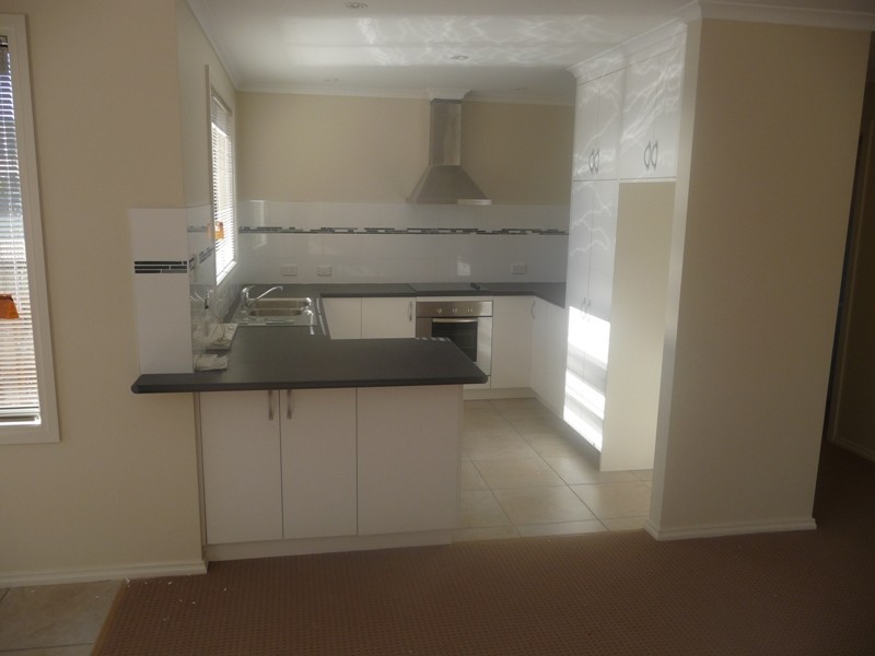 1 and 2 /86 Clemont Lane, Howrah TAS 7018