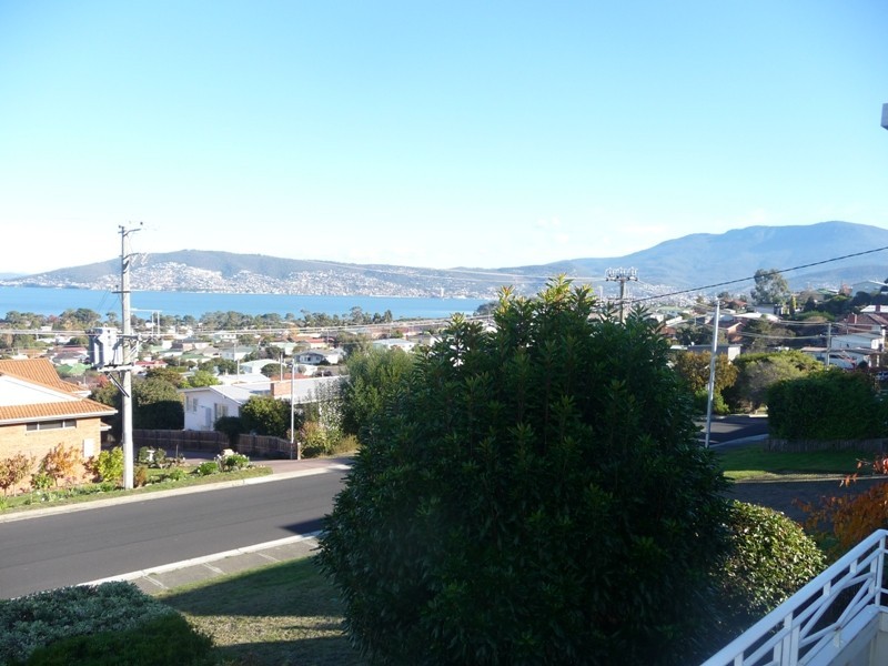 112 Waverley Street, Bellerive TAS 7018