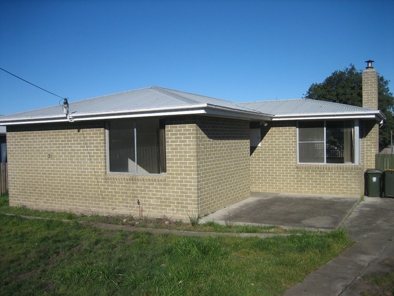 31 Hookey Street, Rokeby TAS 7019