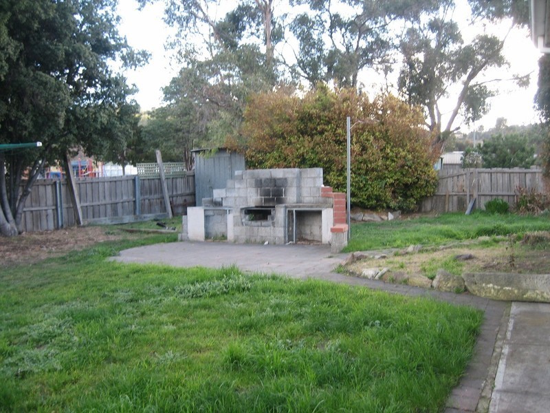31 Hookey Street, Rokeby TAS 7019