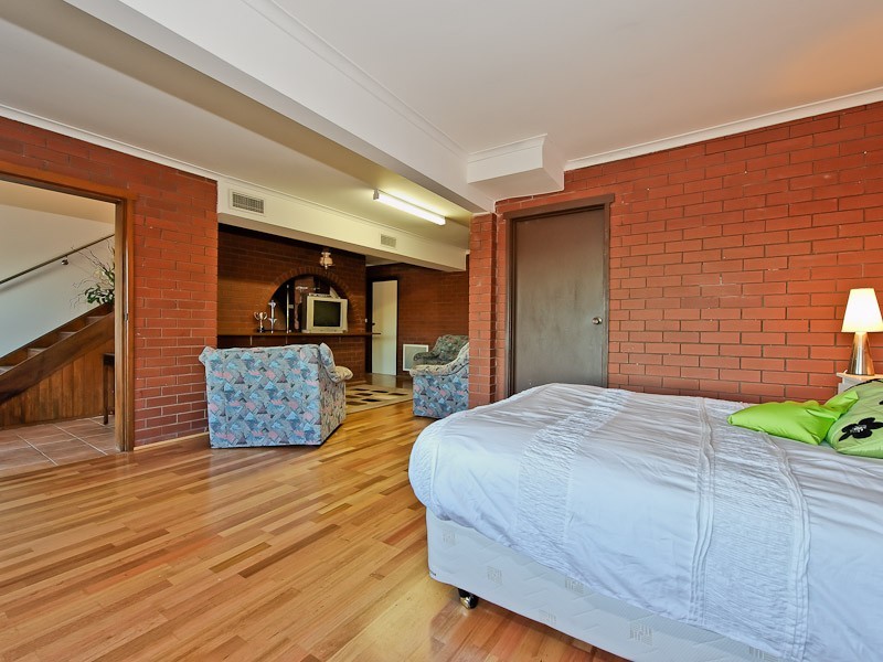 17 Myoora Street, Howrah TAS 7018