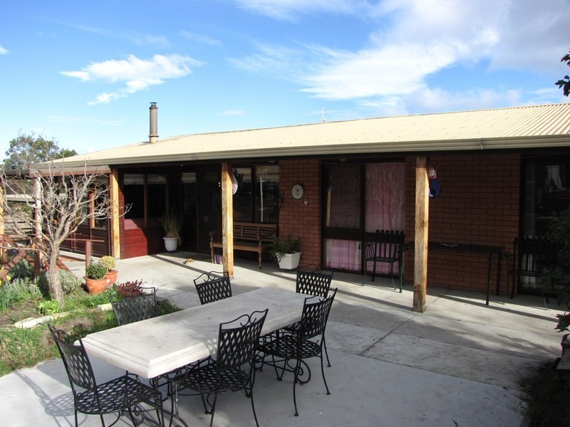 65 Nowra Road, Roches Beach TAS 7170