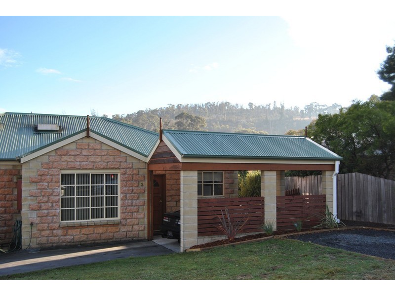 2/8 Sovereign Court, Geilston Bay TAS 7015