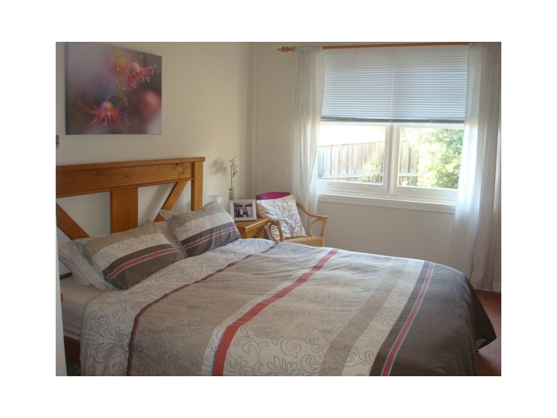 Lindisfarne TAS 7015