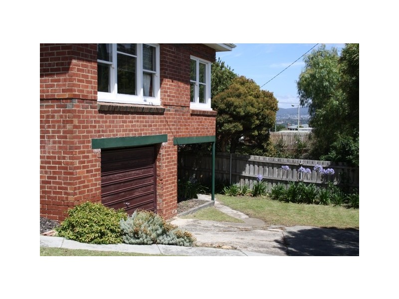 Lindisfarne TAS 7015