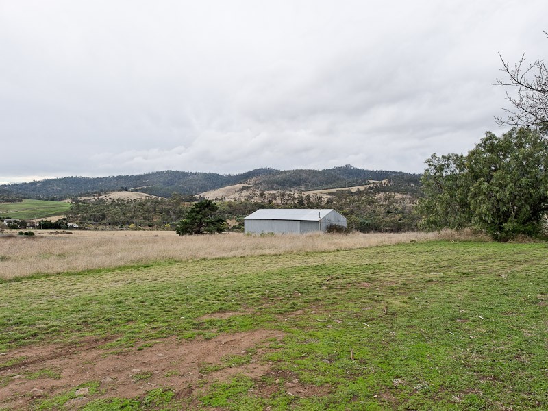 25  Pass Road, Rokeby TAS 7019