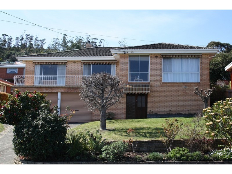 13 Sirius Street, Howrah TAS 7018