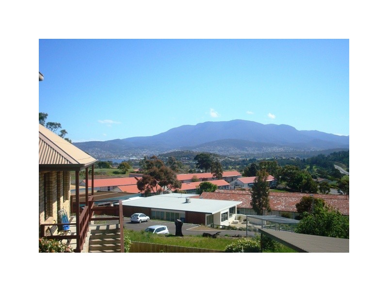 7/219 Cambridge Road, Warrane TAS 7018