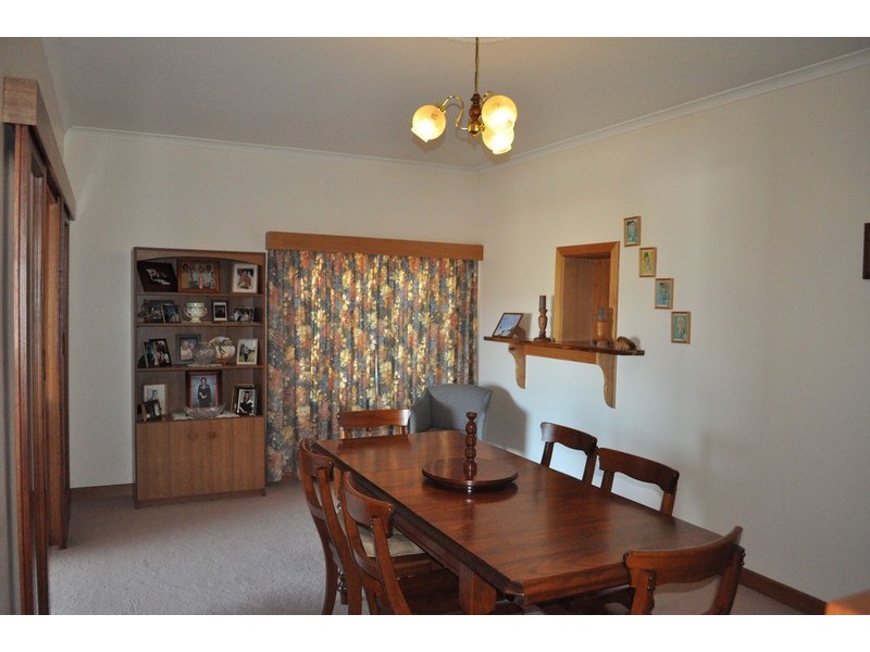 152 East Derwent Highway, Lindisfarne TAS 7015