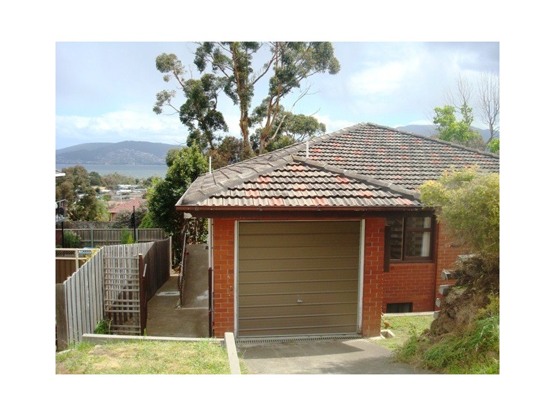 18 Sirius Street, Howrah TAS 7018