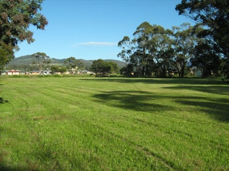 98 Esplanade, Margate TAS 7054