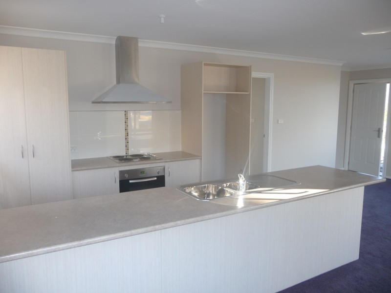 18 Emmaline Court, Rokeby TAS 7019