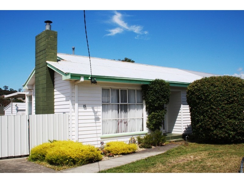 15 Resolution Street, Warrane TAS 7018