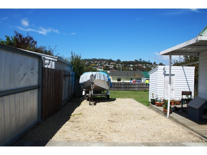15 Resolution Street, Warrane TAS 7018