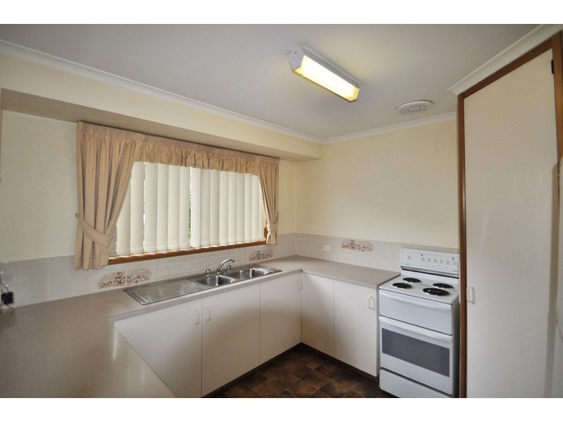 2/4  Holland Court, Howrah TAS 7018