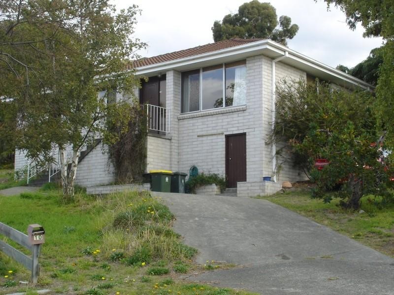 12 Darville Court, Blackmans Bay TAS 7052