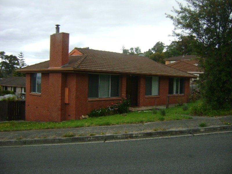30 Woodlands Drive, Blackmans Bay TAS 7052