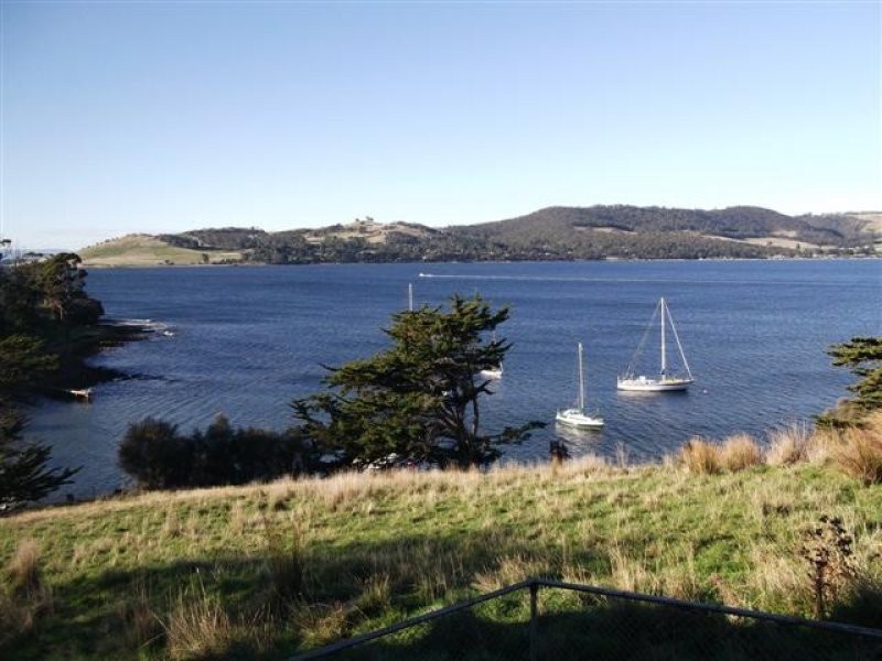 356 Tinderbox Road, Tinderbox TAS 7054