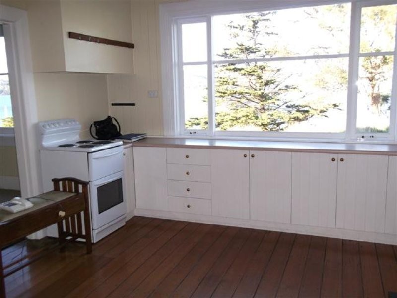 356 Tinderbox Road, Tinderbox TAS 7054