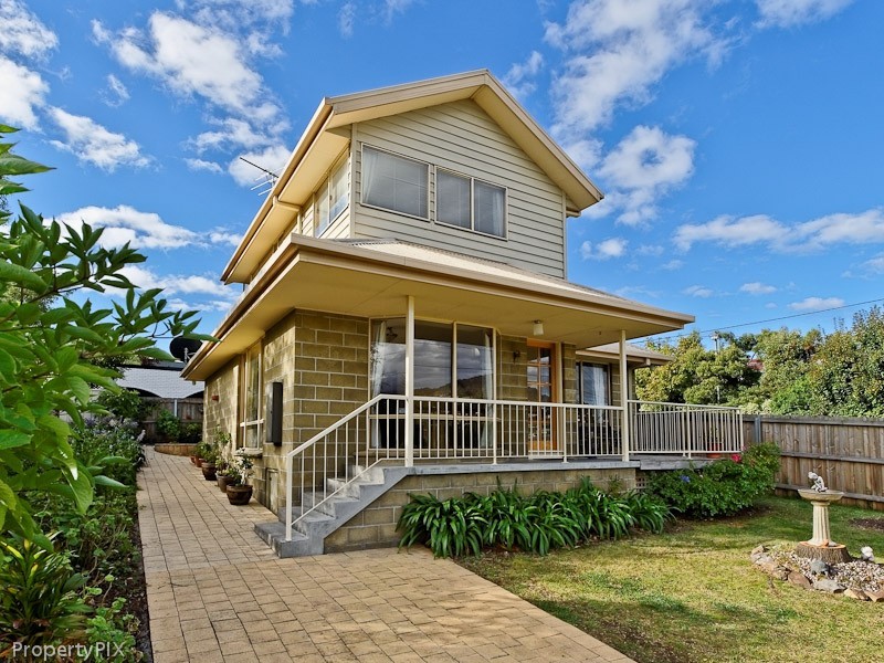 7 Esplanade, Lindisfarne TAS 7015