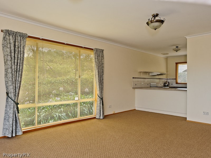 7 Esplanade, Lindisfarne TAS 7015